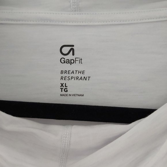 Gap Breath Pullover - Picture 2 of 2